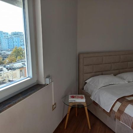 Penthouse Rooms & Aparts ティラナ エクステリア 写真