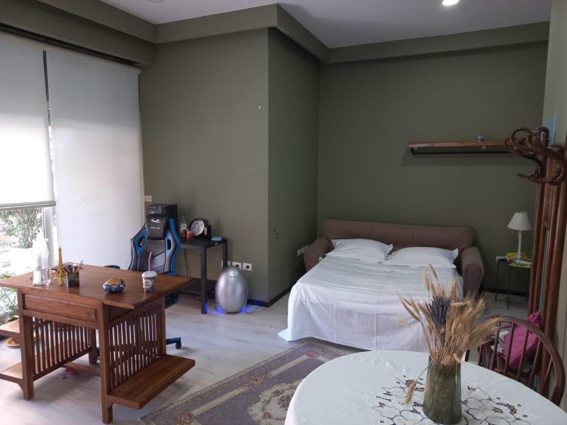 Penthouse Rooms & Aparts ティラナ エクステリア 写真