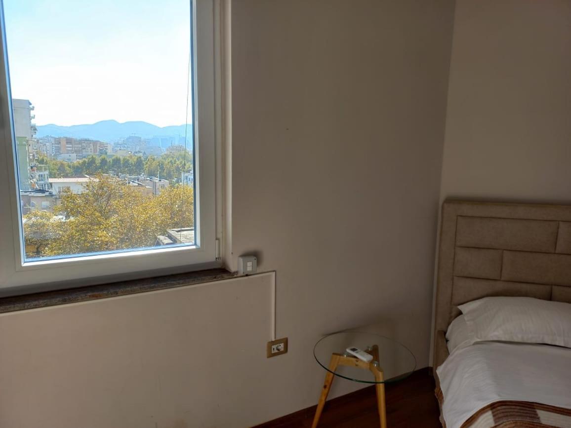 Penthouse Rooms & Aparts ティラナ エクステリア 写真